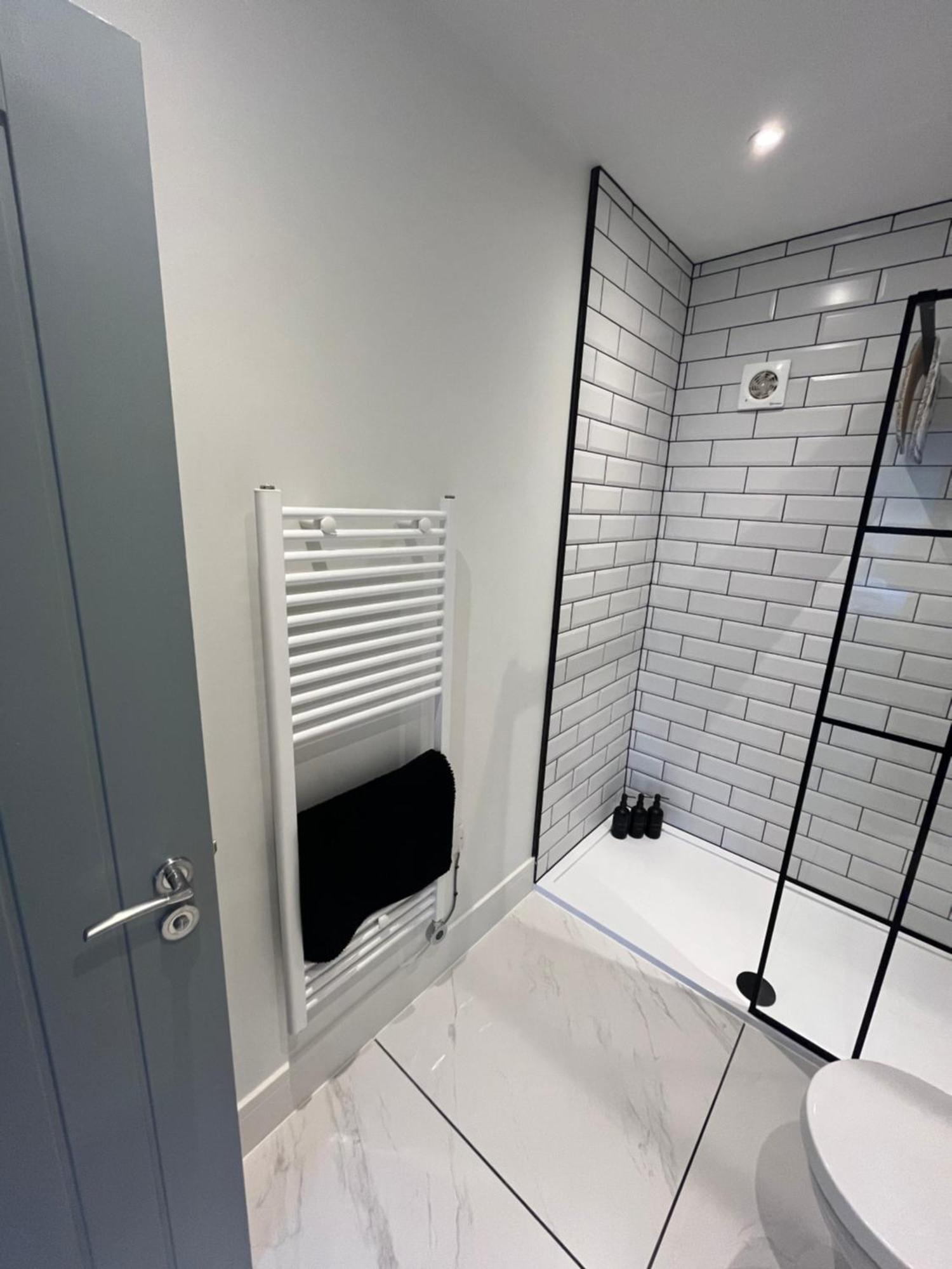 Apartament Entire Property In Downham Market, Serviced Accomodation Zewnętrze zdjęcie